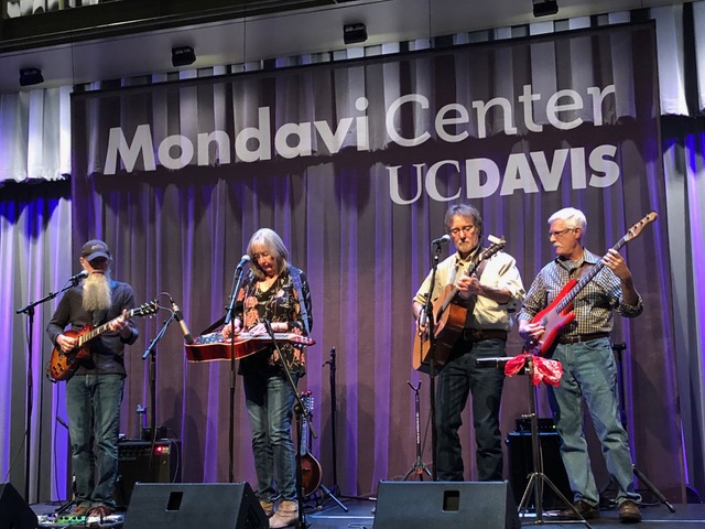 v8jNIvnXQYi4BzPjjBIY2g